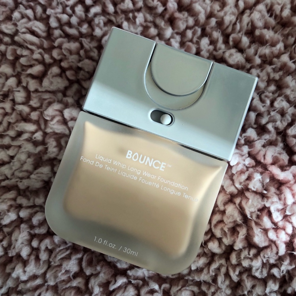 Beauty Blender Bounce Liquid Whip Foundation (1.4)